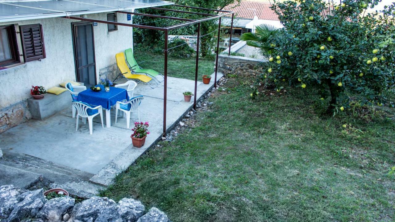 Apartman Dina Risika Buitenkant foto