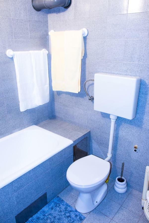 Apartman Dina Risika Buitenkant foto